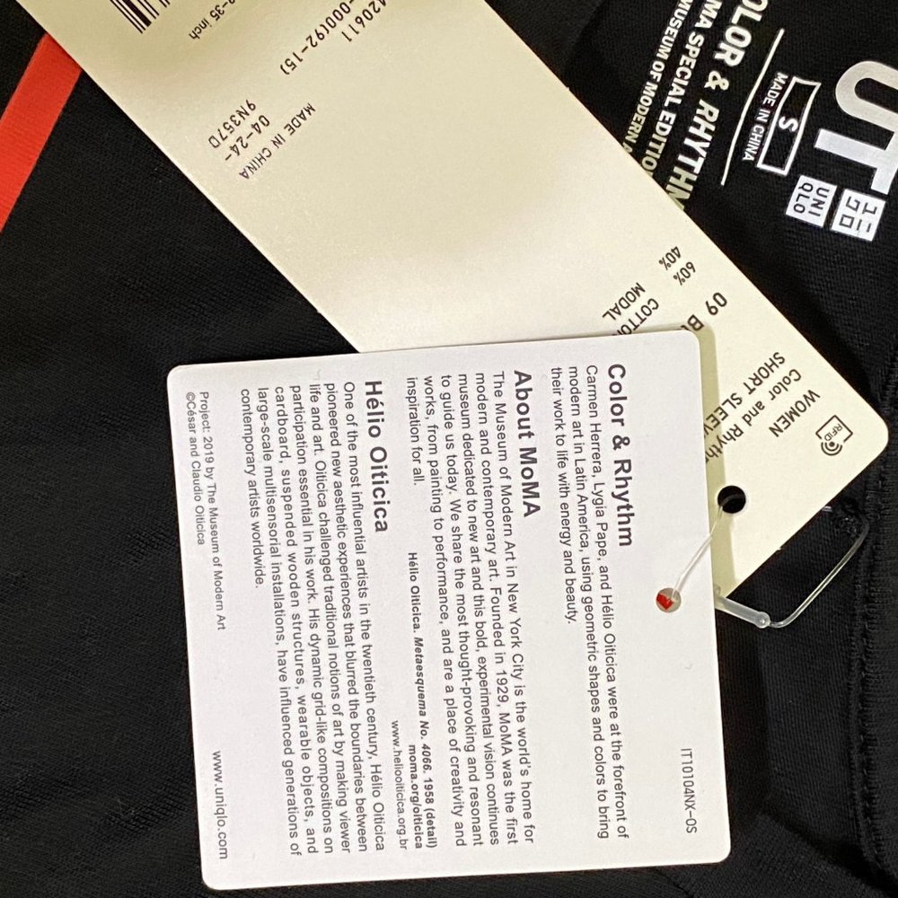 Uniqlo NWT Color & Rhythm MOMA t-shirt size S - Picture 3 of 5